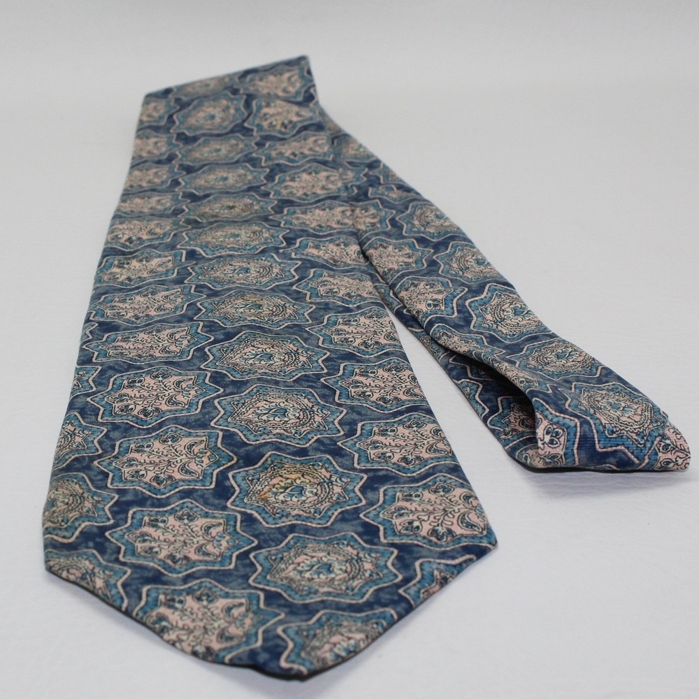 Guy Laroche Paris Monsieur Silk Tie Blue Pink Geometric Medallion Vintage USA